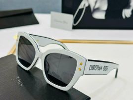 Picture of Dior Sunglasses _SKUfw57234979fw